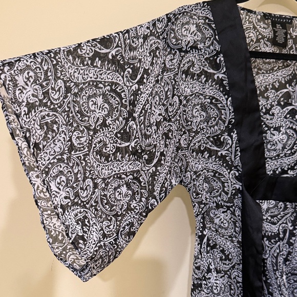 Chic Paisley Tie-Front or Tie back Blouse women’s 3/4 Sleeve top Size S (6-8) - Picture 5 of 16